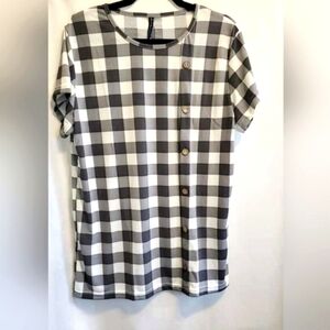 ✨️NWT Black and White Casual Check Mock Button Down Shirt